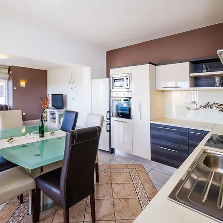 וילה Dalmatina Mit Pool זאדאר