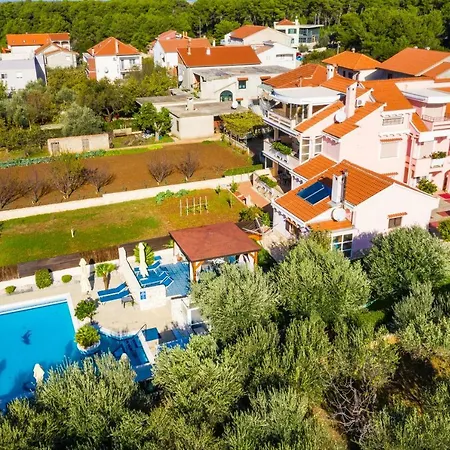 Dalmatina Mit Pool Βίλα Ζαντάρ