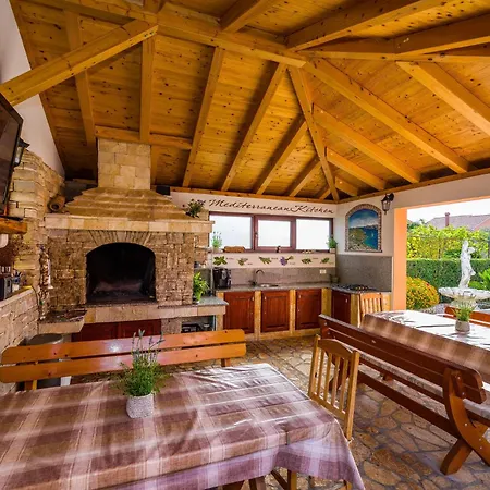 别墅 Dalmatina Mit Pool *