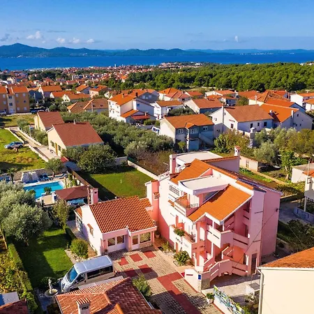 Villa Dalmatina Mit Pool *