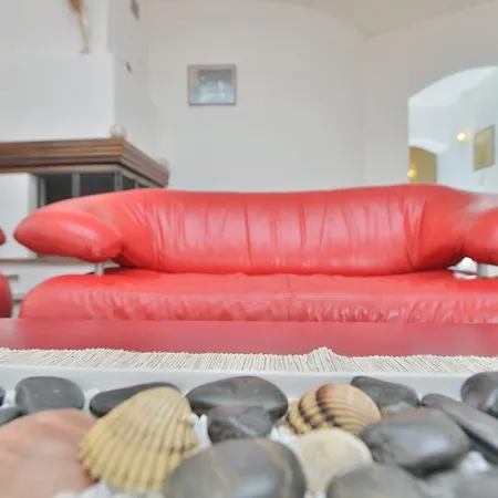 Dalmatina Mit Pool 扎达尔