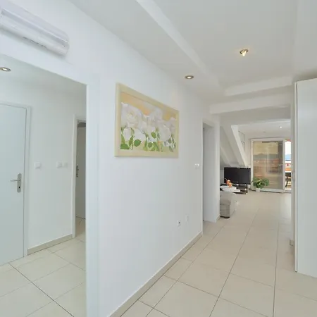 Dalmatina Mit Pool 别墅 扎达尔