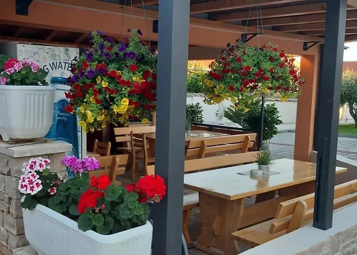 Dalmatina Mit Pool Villa *