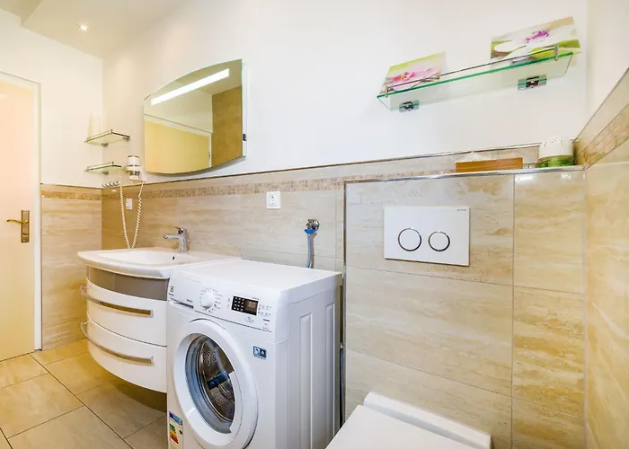 Вилла Dalmatina Mit Pool Задар