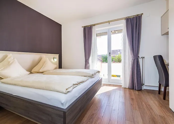 Dalmatina Mit Pool Villa *