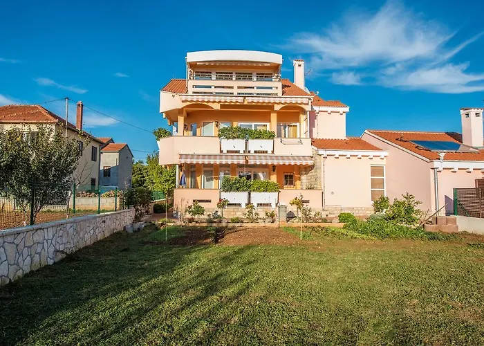 Villa Dalmatina Mit Pool